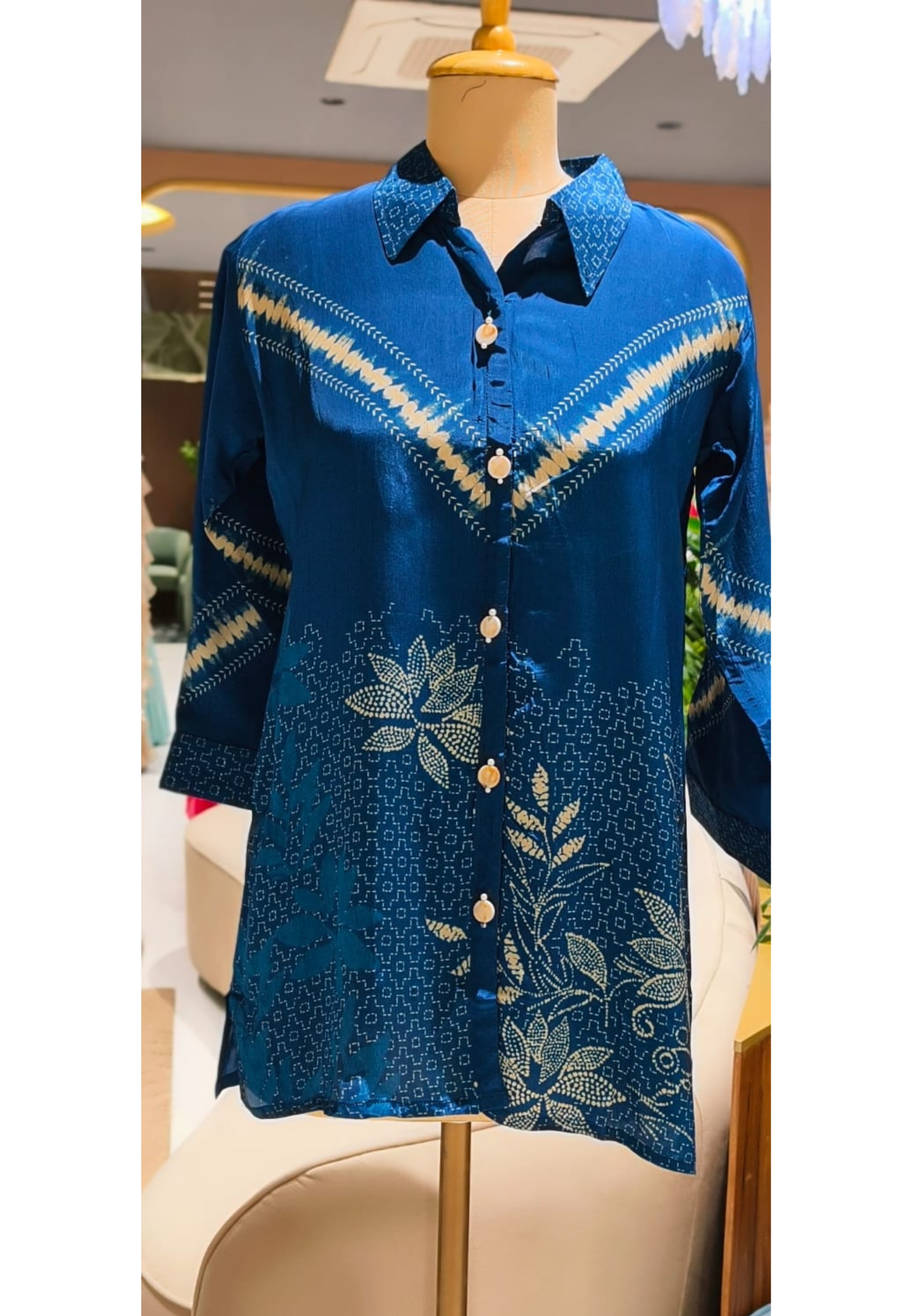 Abstract vertical line floral print Down crepe shirt -15111