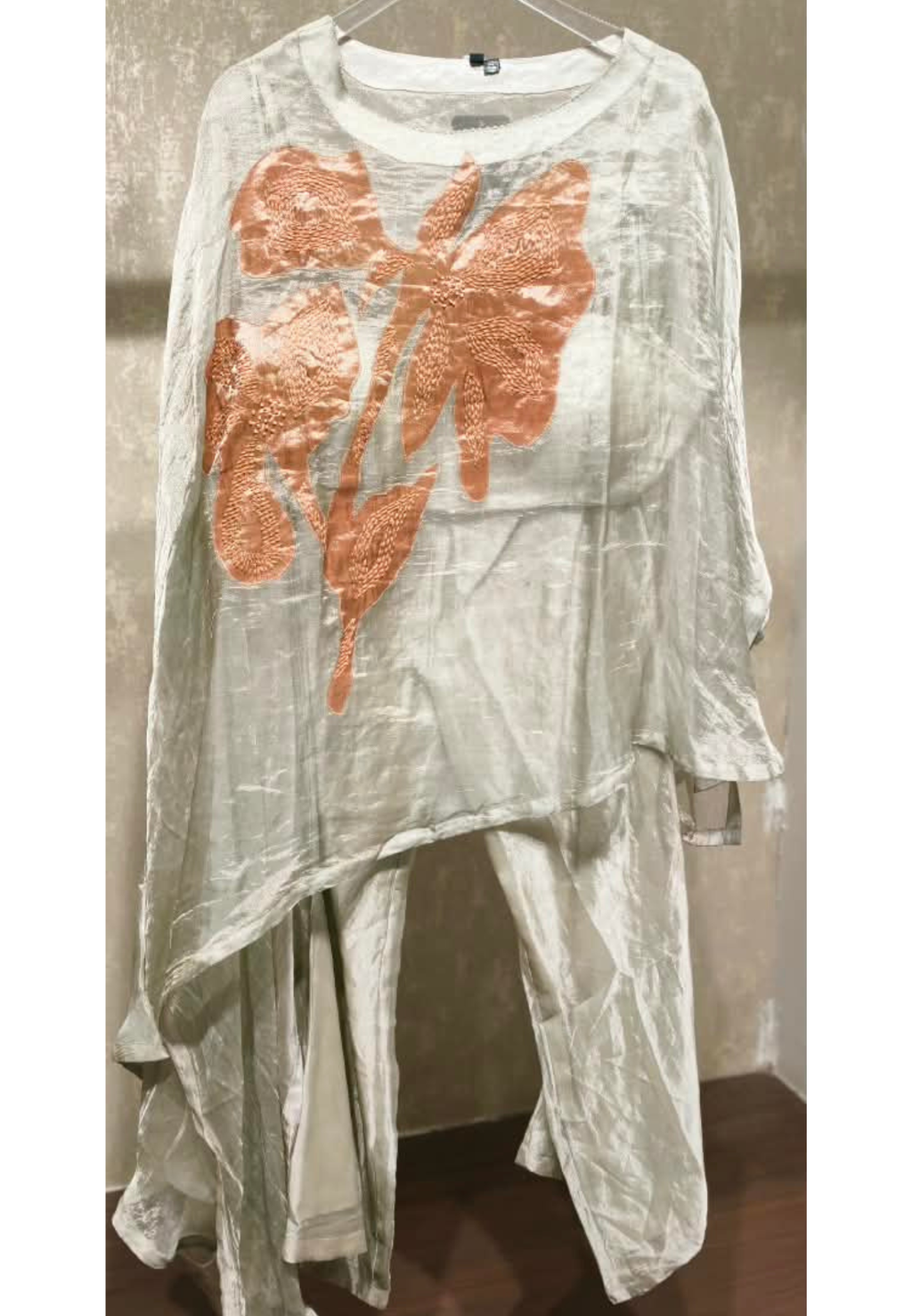Beige Metallic Tissue Asymmetric Buster With Bottom & Outer Set with Peach Floral Appliqué & Thread Embroidery- 13836