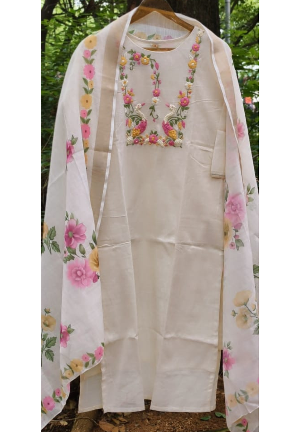 Crochet Gardenia Figure Embroidered Kora Cotton Full Suit Set With Dupatta- 14689