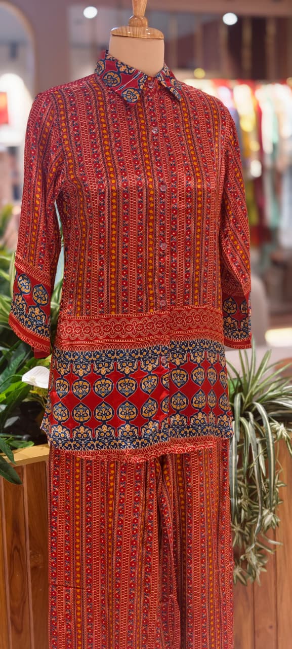 Extravagance Multicolor Overprint Light Weight Co-Ord Set In Crepe Fabric (Lean fit)-14210 W73