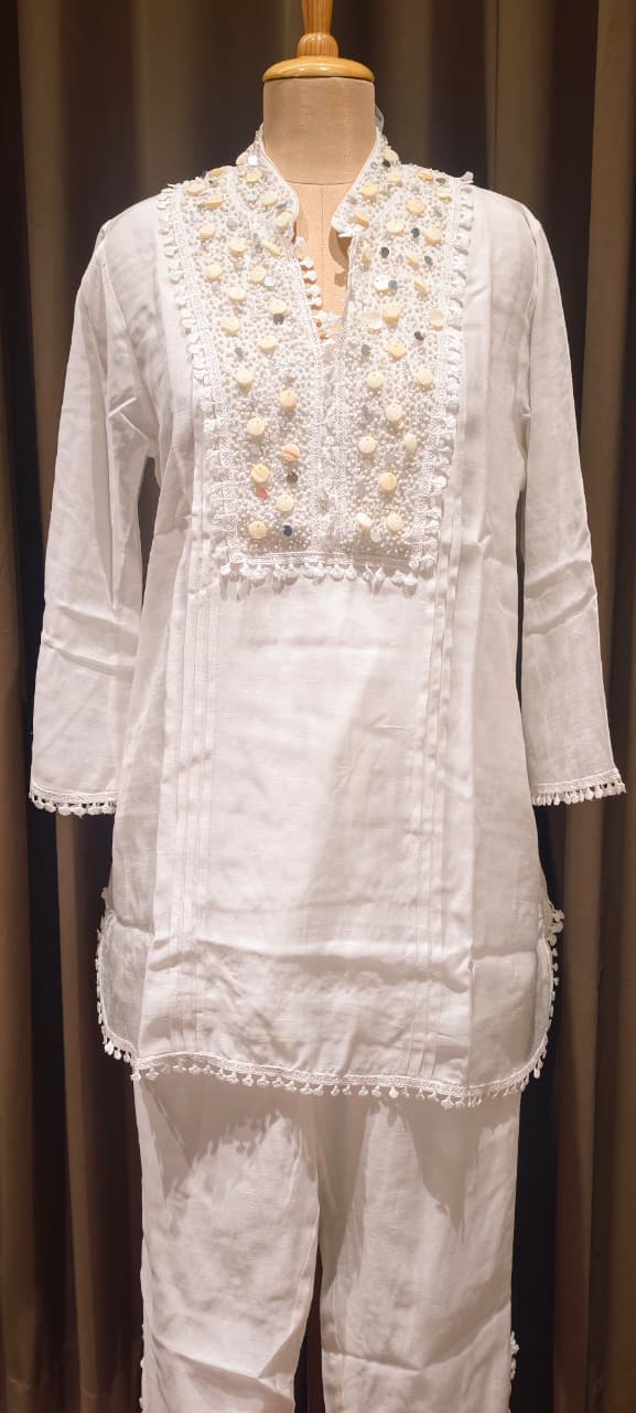 Sequin Tassel With Cut Dana Touch Yoke Elegant Co-Ord Set With Potli- 14255 W105