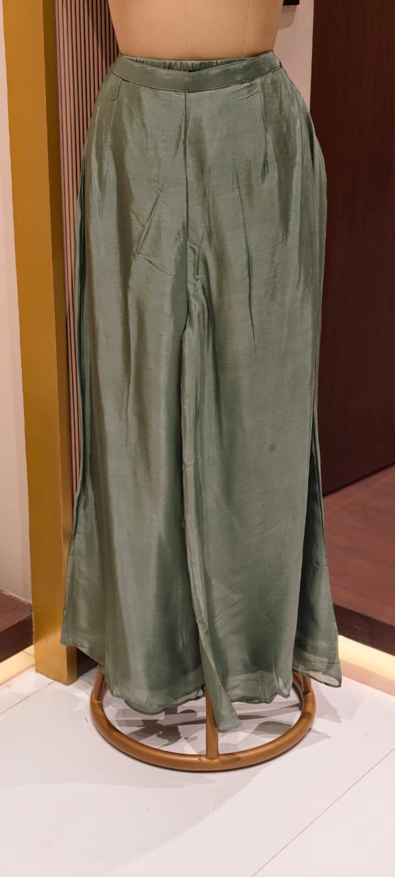 Sheer Shine Beautiful Handwork Over Neck & Sleeve Crepe Elegant Co-Ord Set-14247 W114