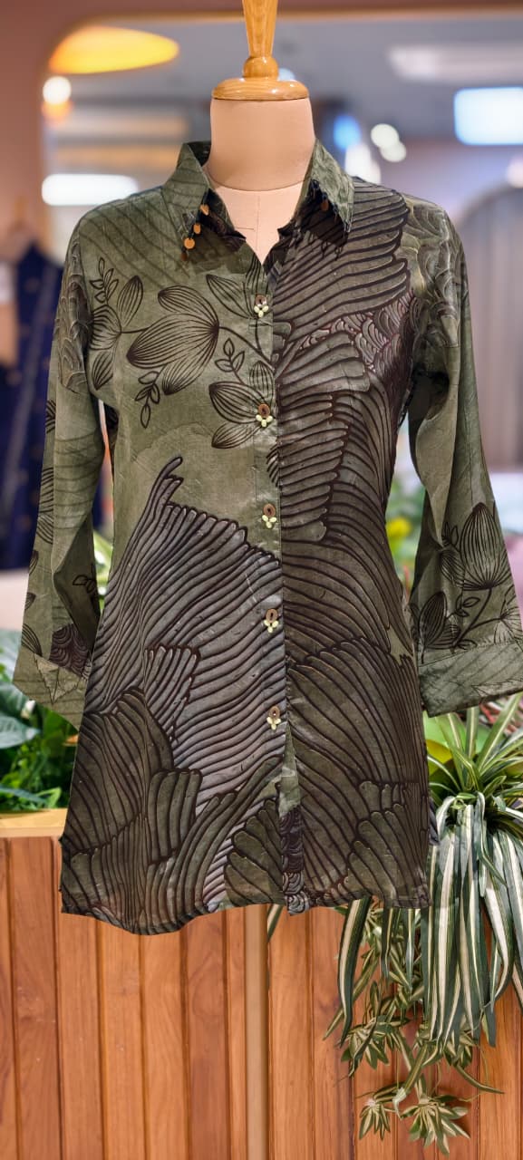 Classy Print Stunning Casual Crepe Shirt With Stylish Button & Coin Tassel-14381,87,82 W136