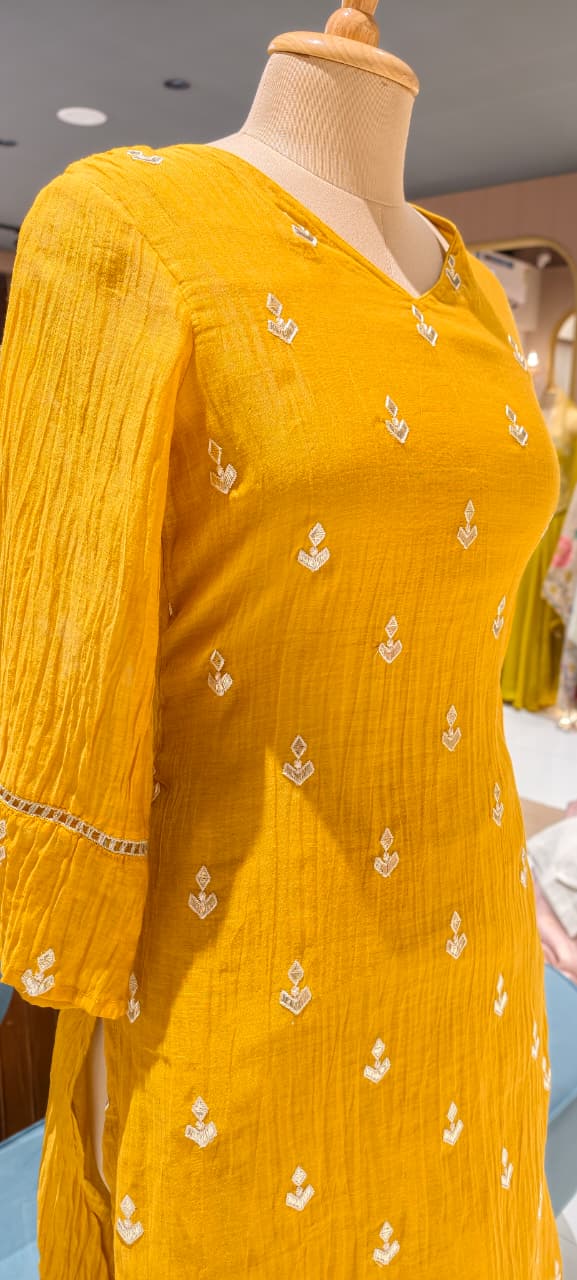Pure Banarasi Mul Chanderi Golden Inticate Spread Work A-Line Kurta Pant Set- 14300 W138