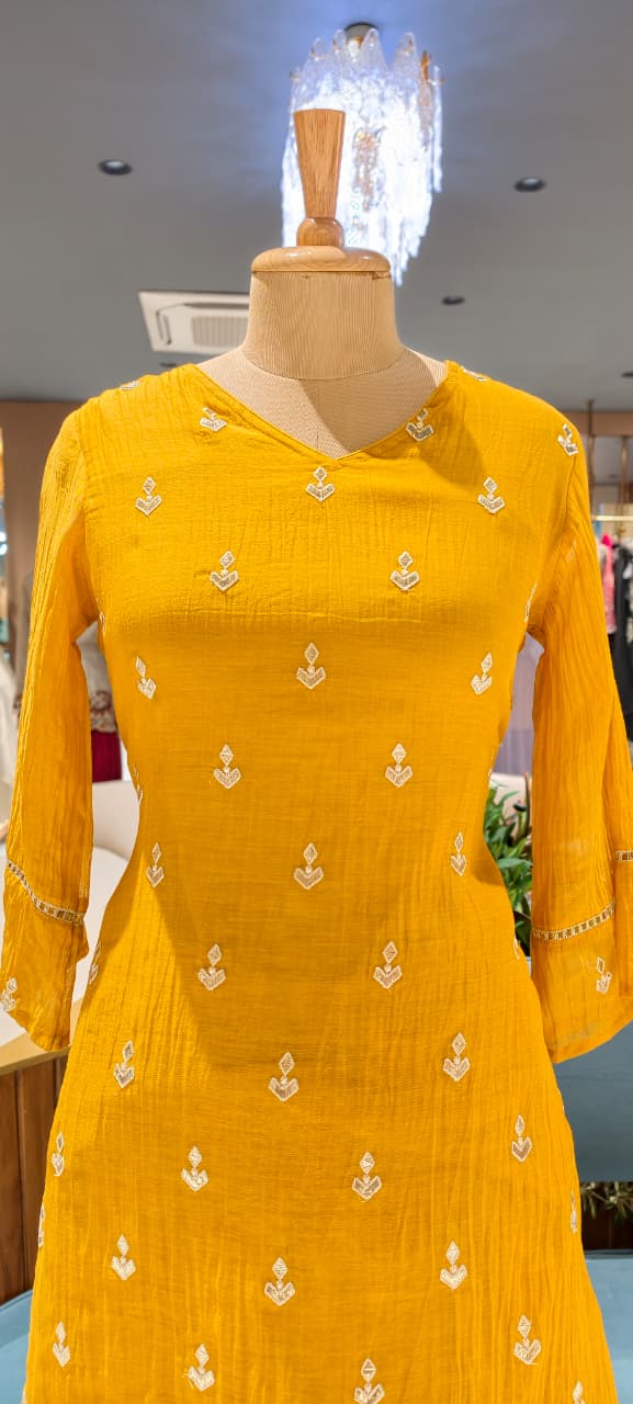 Pure Banarasi Mul Chanderi Golden Inticate Spread Work A-Line Kurta Pant Set- 14300 W138