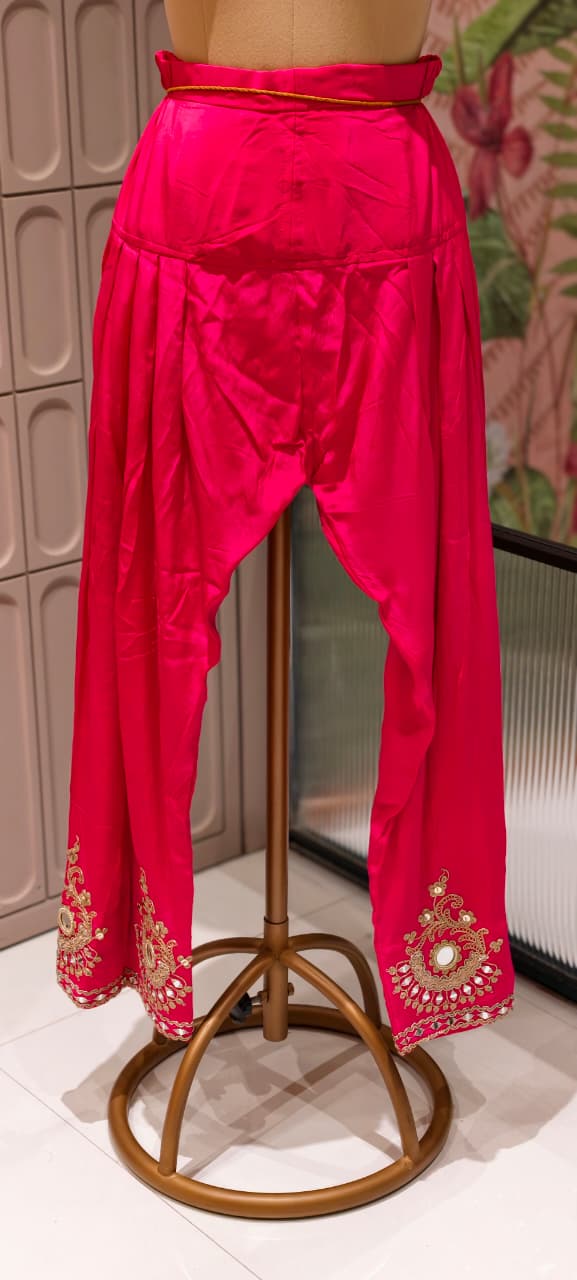 Exquisite Bandhani Crepe Farsi Salwar Kameez Set with Intricate Mirror Work, Zari Embroidery, and Matching Dupatta- 14395