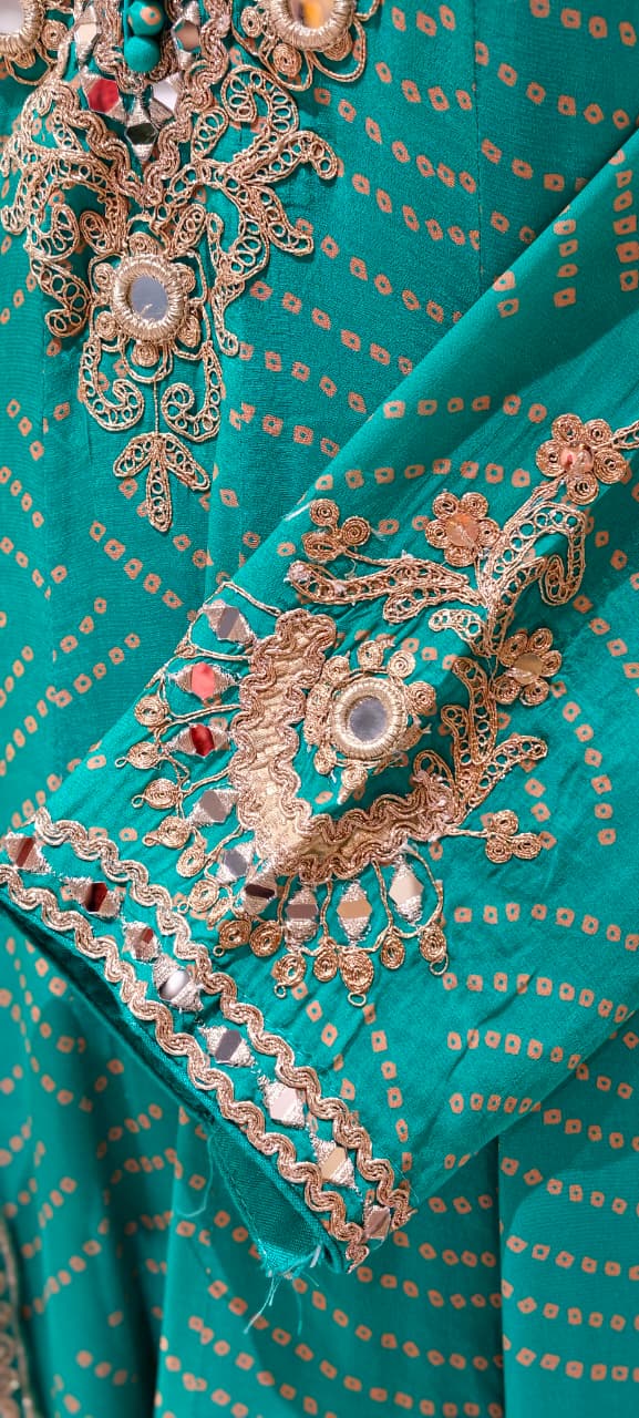 Exquisite Bandhani Crepe Farsi Salwar Kameez Set with Intricate Mirror Work, Zari Embroidery, and Matching Dupatta- 14395