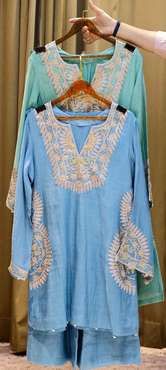 Mul Chanderi Handcrafted Ethnic Kurta Pant Set with Side Medallion Embroidery- 14790