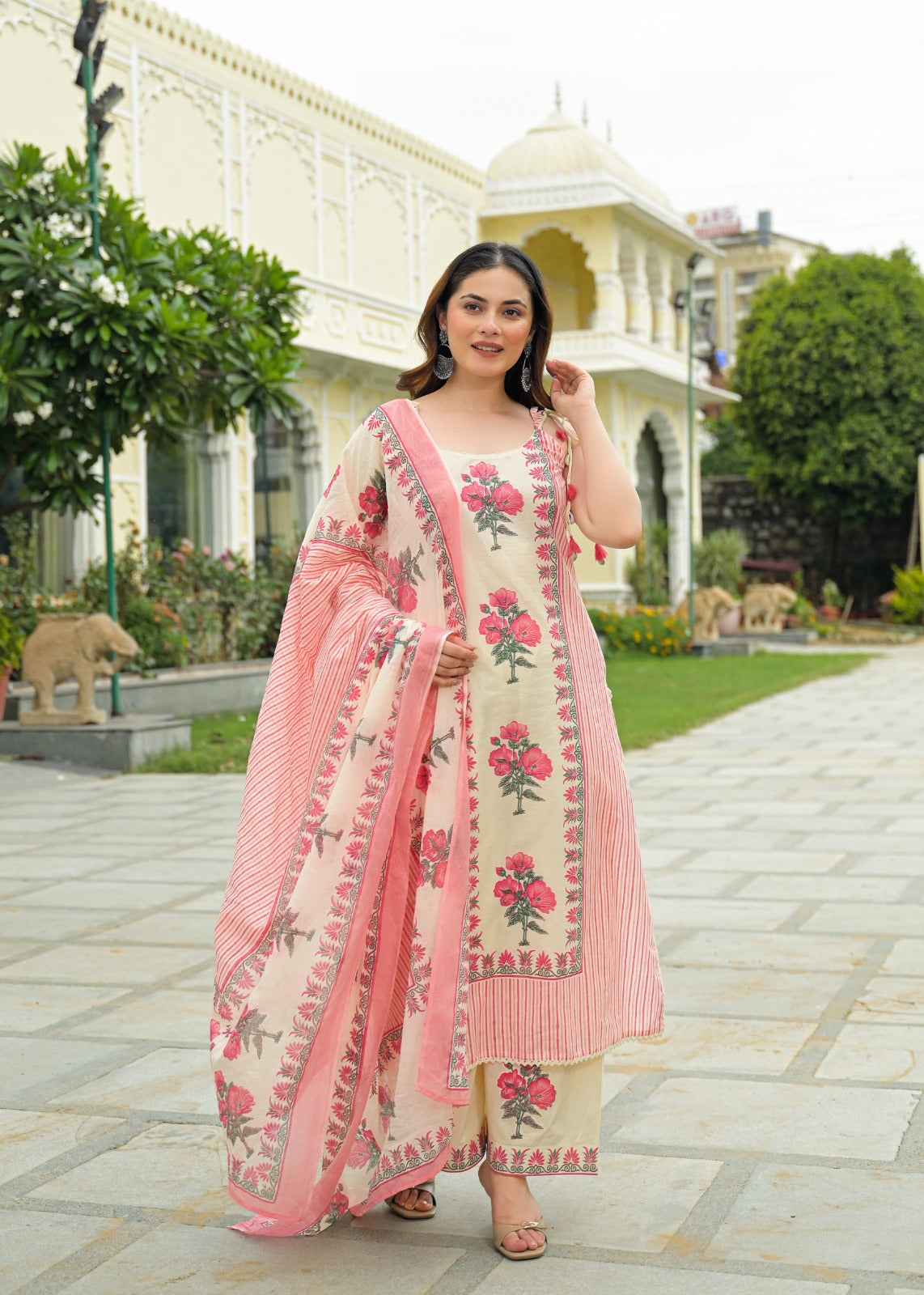 Strappy Kodi Tassel Sleeveless Printed Cotton Full Suit Set With Dupatta- 14794