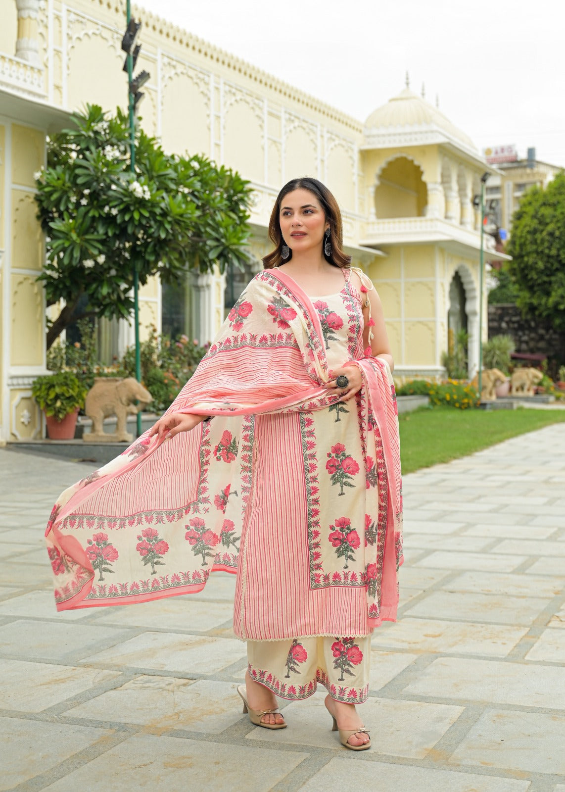 Strappy Kodi Tassel Sleeveless Printed Cotton Full Suit Set With Dupatta- 14794