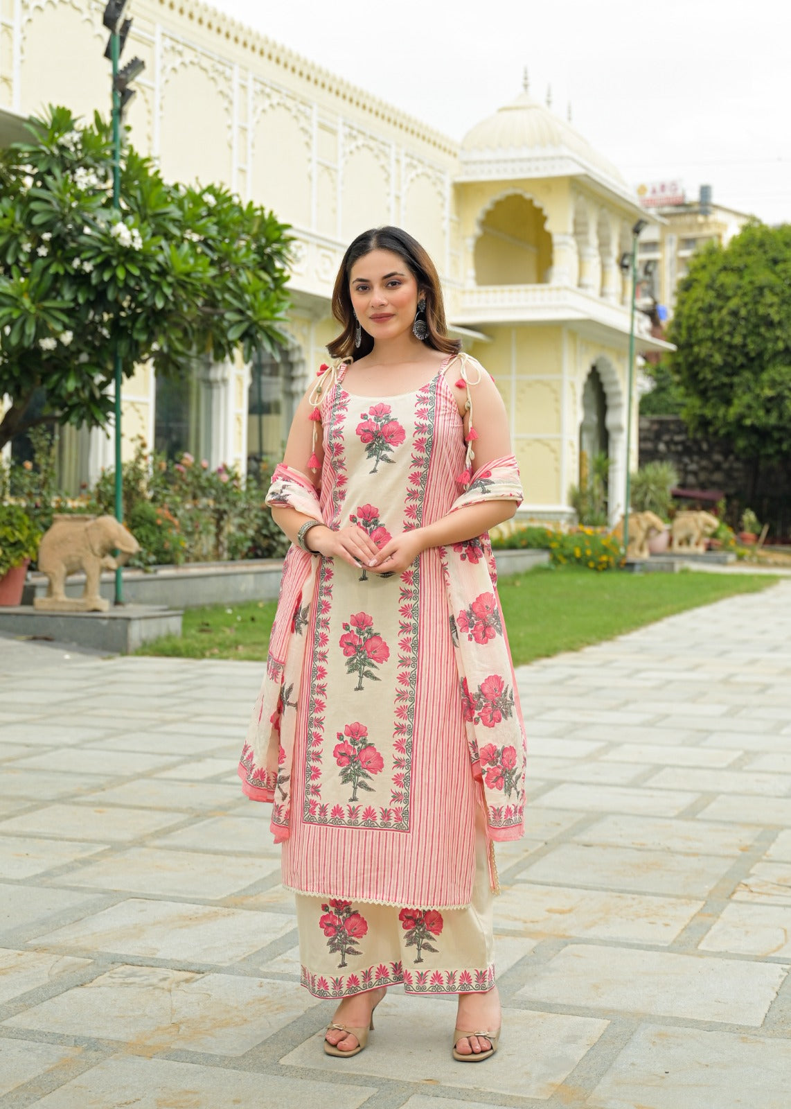 Strappy Kodi Tassel Sleeveless Printed Cotton Full Suit Set With Dupatta- 14794