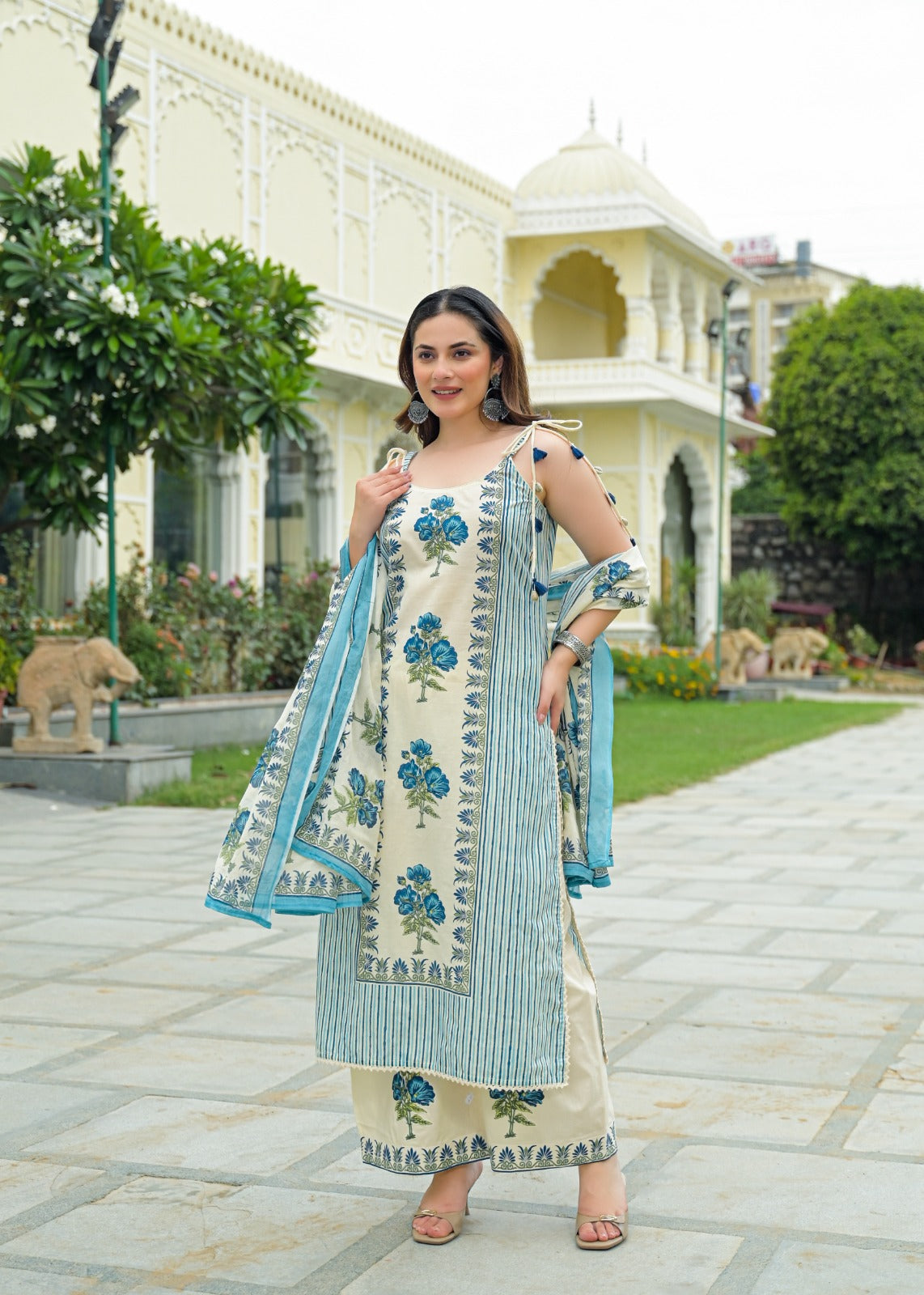 Strappy Kodi Tassel Sleeveless Printed Cotton Full Suit Set With Dupatta- 14794
