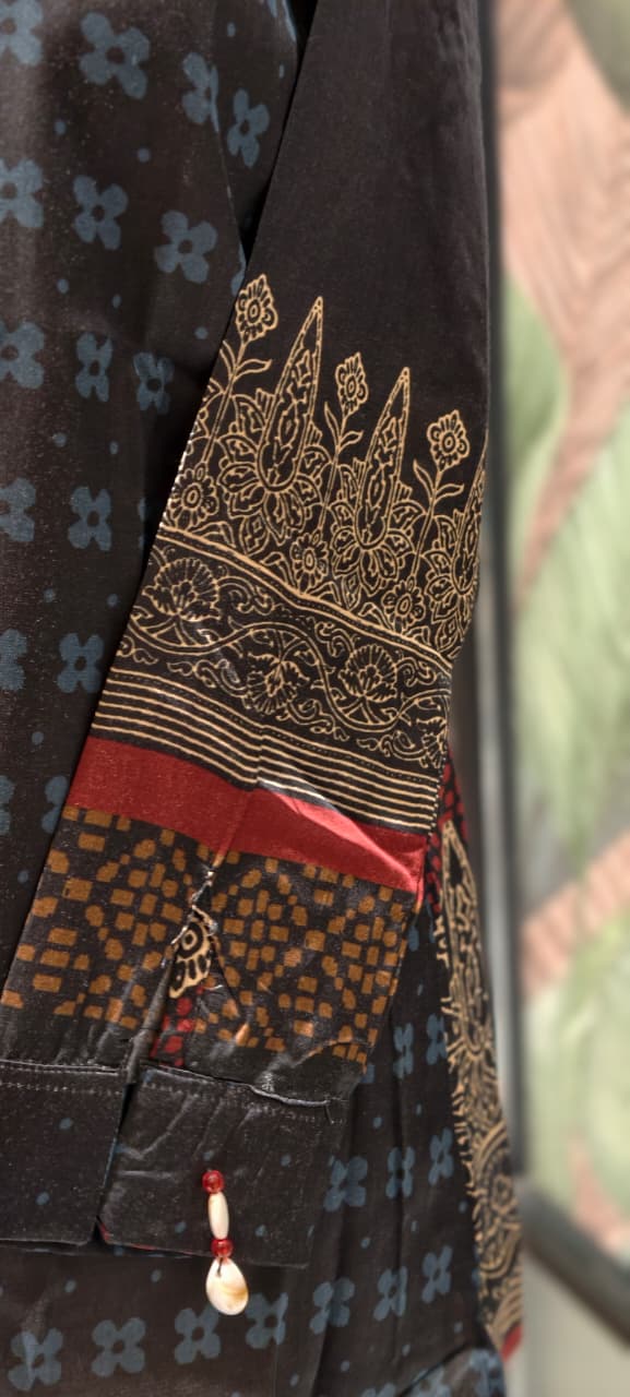Heritage Block-Print Fusion Shirt In Jet Black, Gold & Crimson- 14837