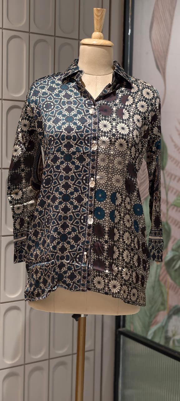 Abstract Gajji Silk-Blend Kaleidoscope Print Button-Down Shirt- 14837