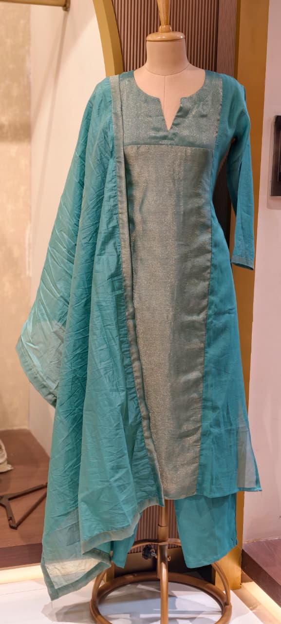 Elegant Beautiful Dual-Tone A-Line Kurta With Bottom and Dupatta In Surat Mul Chanderi Fabric