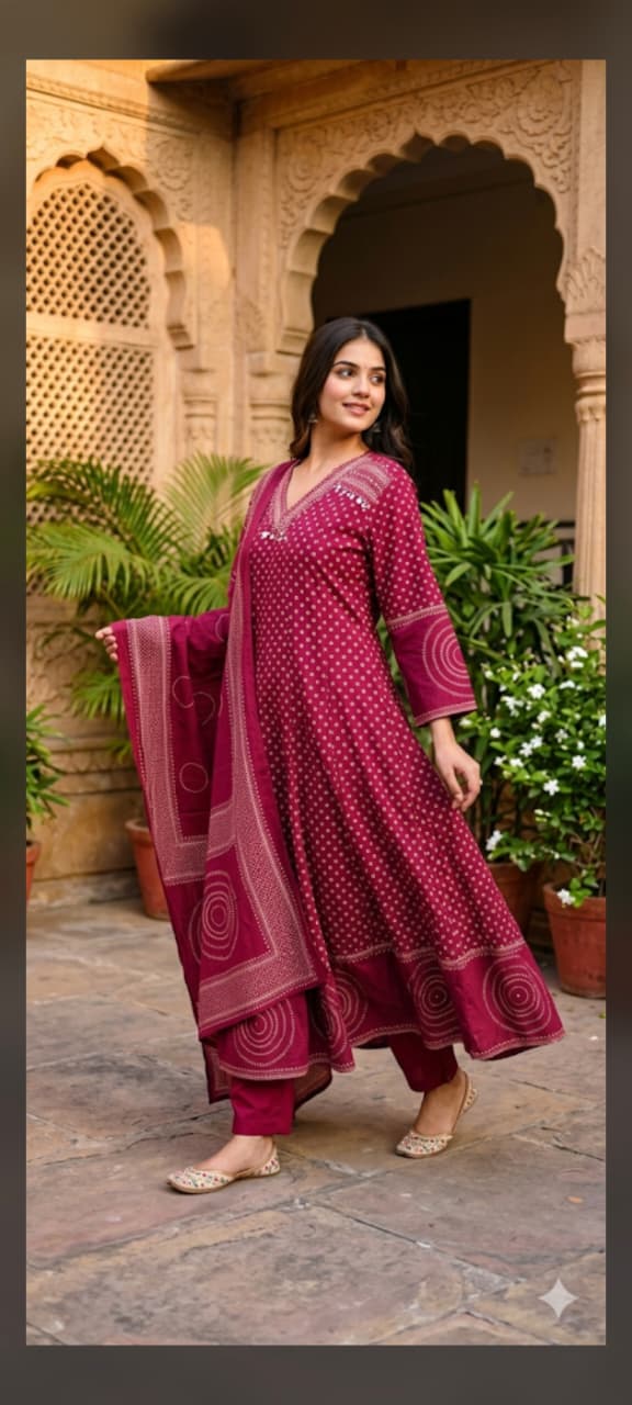 Tiny Block Prints V-Neck Panel Anarkali Full Suit Set With Dupatta In Cotton Fabric- 14902