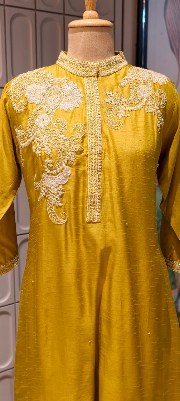 Royal Zardosi Work Over Shoulder & Bottom Fancy Dola Silk Kurta Pant Set- 14946