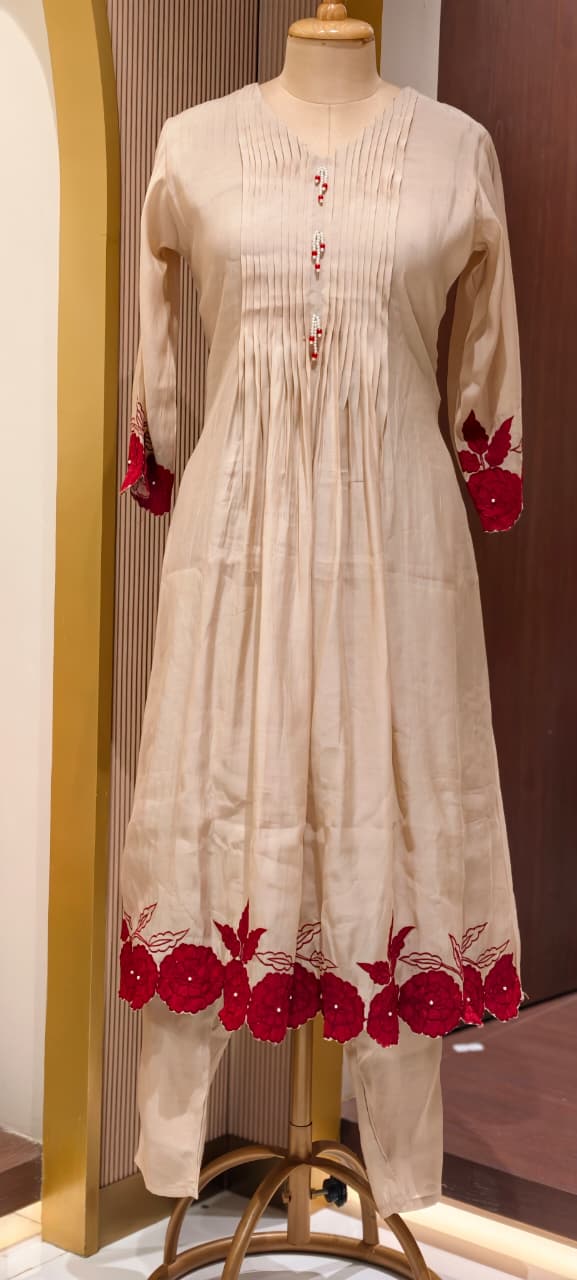 Bold Floral Applique Cut-Work Pleated A-Line Mul-Chanderi Full Suit Set With Dupatta- 14561
