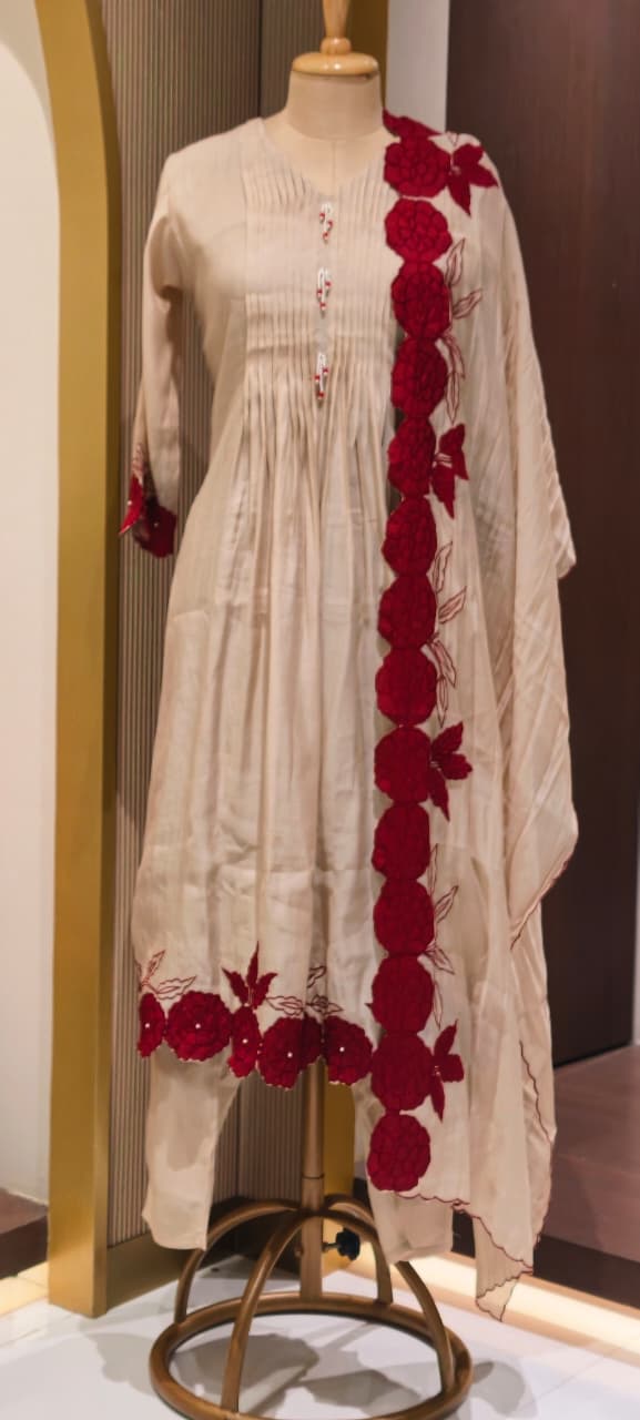 Bold Floral Applique Cut-Work Pleated A-Line Mul-Chanderi Full Suit Set With Dupatta- 14561