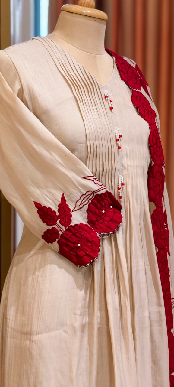 Bold Floral Applique Cut-Work Pleated A-Line Mul-Chanderi Full Suit Set With Dupatta- 14561