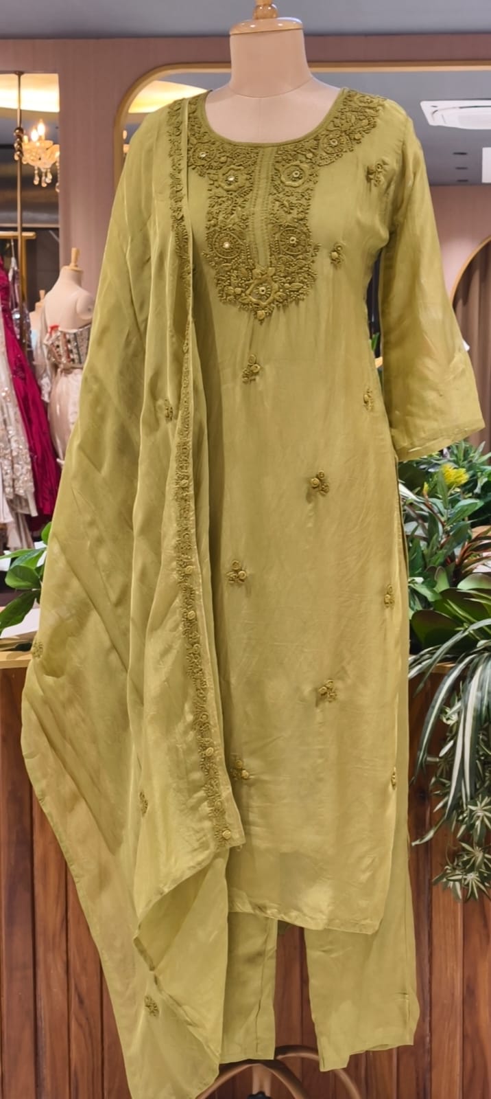 Foil Mirror Detailing Chikankari Embroidered Yoke Solid Organza Full Suit Set With Dupatta- 15376