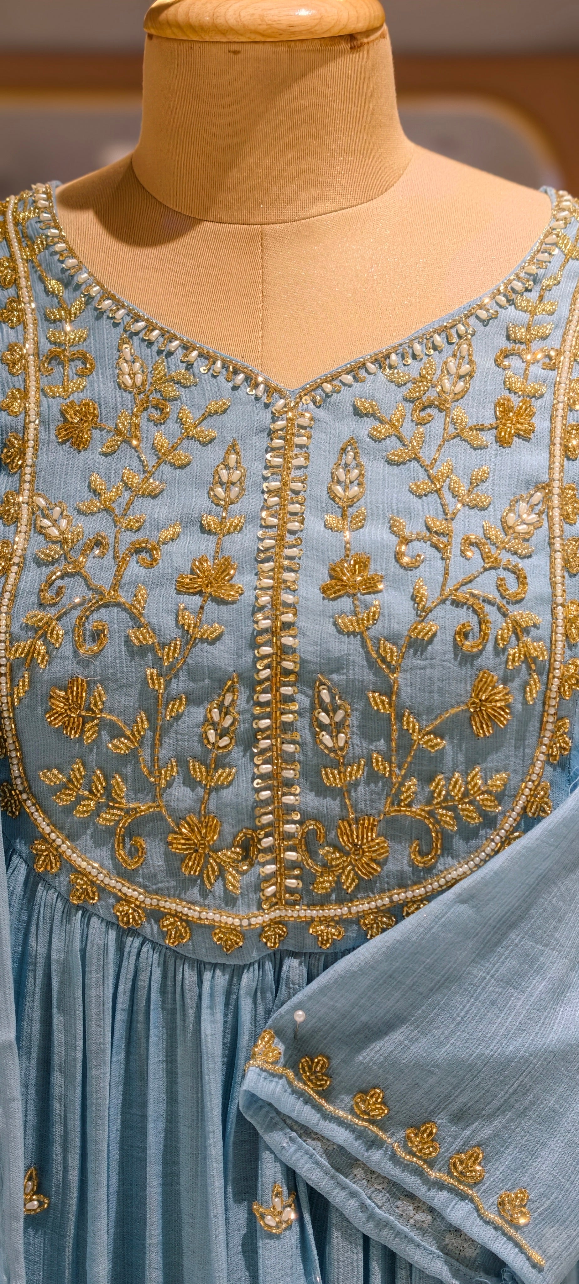 Zardosi Cut-Dana Embroidered Yoke Surat Mul-Chanderi Anarkali Full Suit Set With Dupatta- 15319