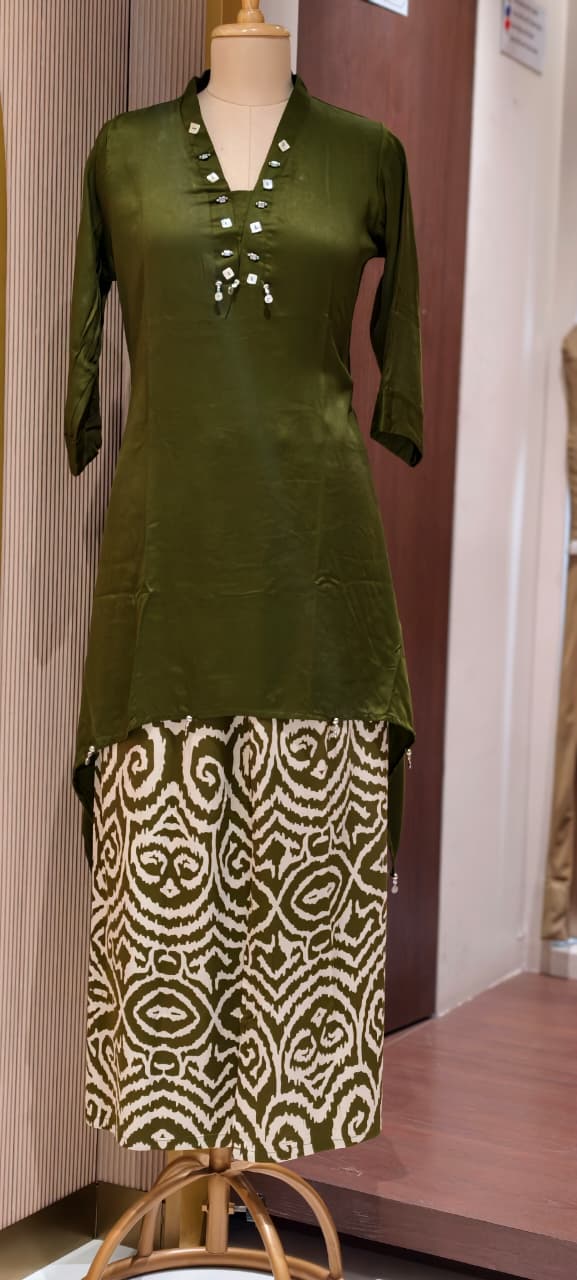 Boho Neckline Solid High-Low Kurta With Printed Bottom- 15354