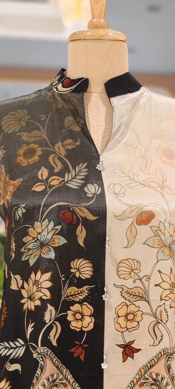 Dual-Tone Kalamkari Floral Print Crepe Tunic with Paisley Motifs- 15434
