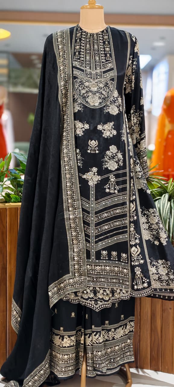 Intricate Floral Motifs and Ornate Border Contemporary Flair Long Length Full Suit Set- 15414