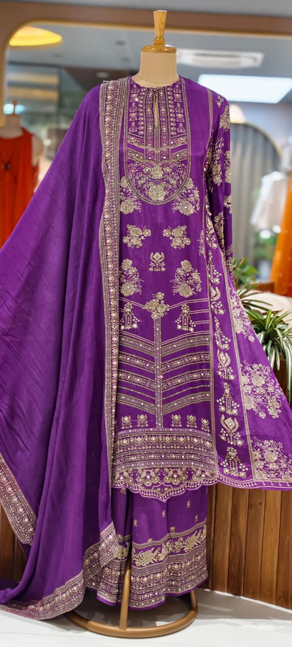 Intricate Floral Motifs and Ornate Border Contemporary Flair Long Length Full Suit Set- 15414