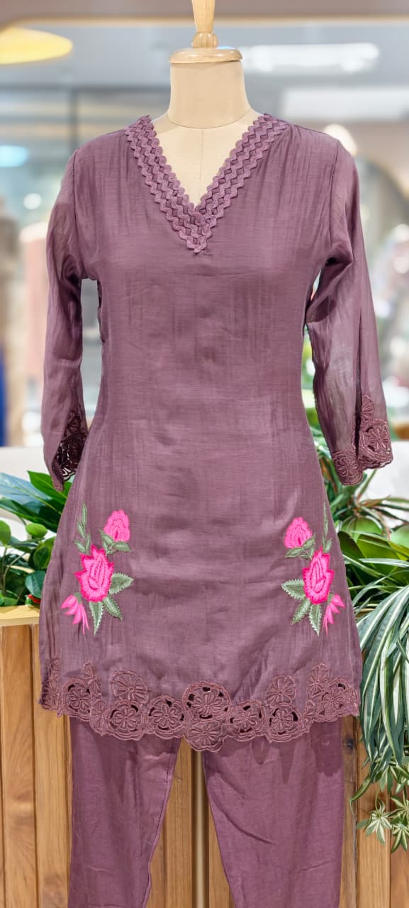 Weavy Crosia Neckline Beautiful Floral Embroidered Banarasi Mul-Chanderi Co-Ord Set- 15467