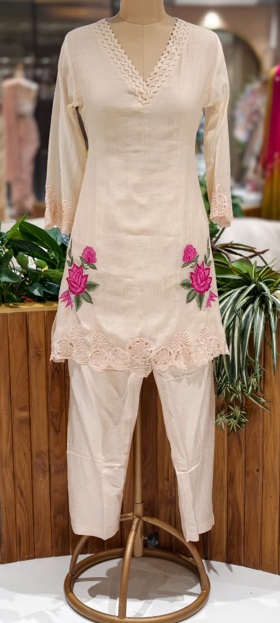 Weavy Crosia Neckline Beautiful Floral Embroidered Banarasi Mul-Chanderi Co-Ord Set- 15467