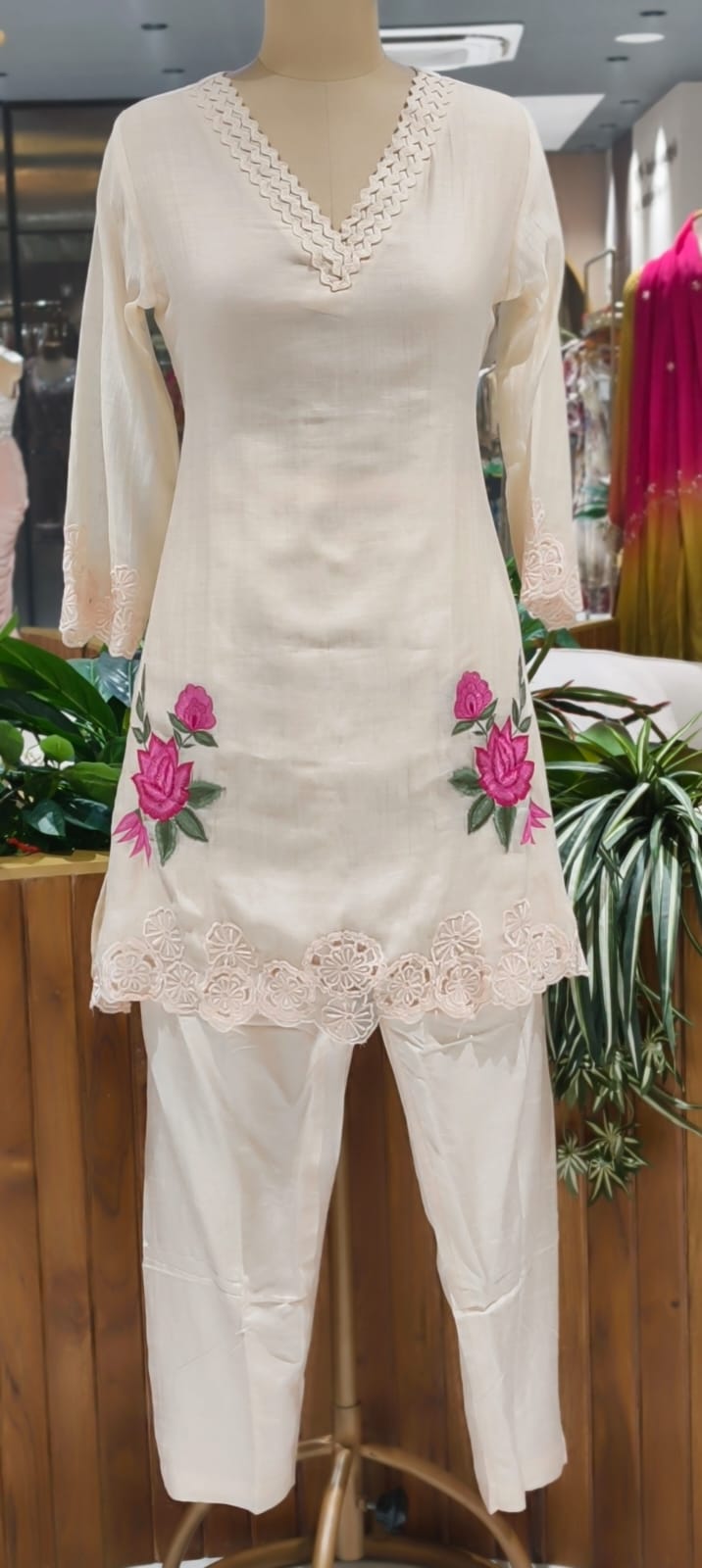 Weavy Crosia Neckline Beautiful Floral Embroidered Banarasi Mul-Chanderi Co-Ord Set- 15467