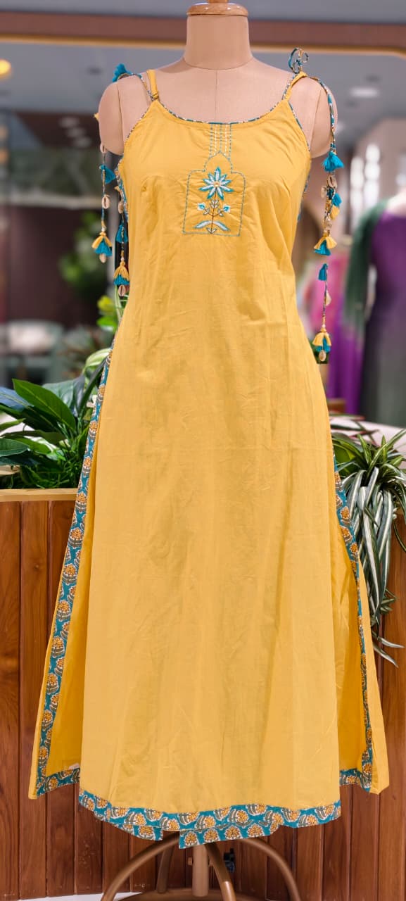 Noodle Strap Summer Style Embroidered Cotton Solid Full Suit Set With Printed Bottom- 15494
