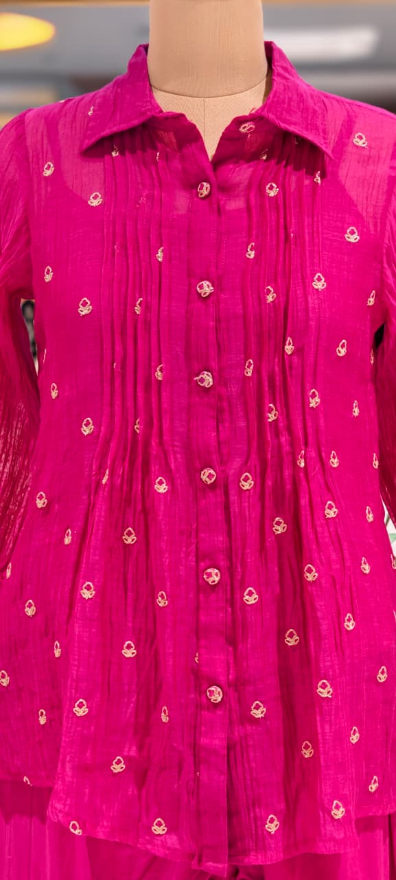 Tiny Floral Intricate Embroidery Inner Style Co-Ord Set In Crush Mul-Chanderi Fabric- 15619