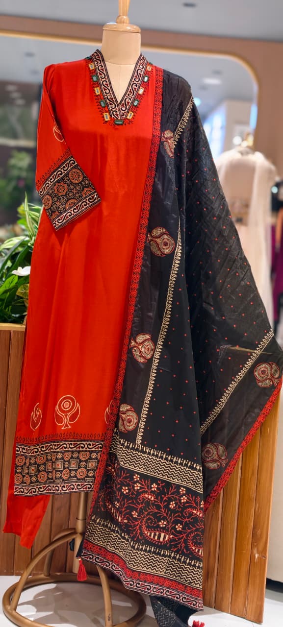 Dual Color Combination Ethnic Printed Full Suit Set With Dupatta- 15637