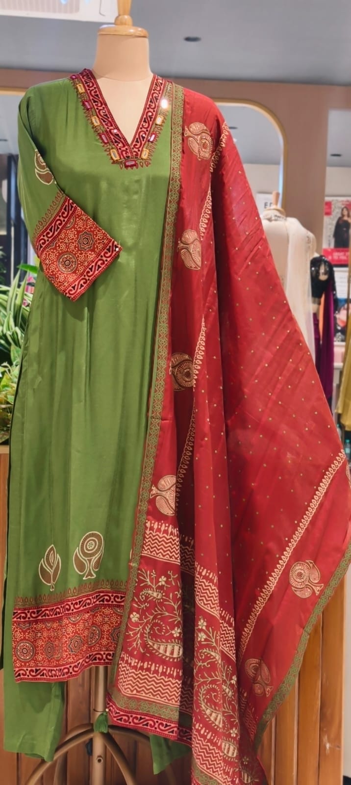 Dual Color Combination Ethnic Printed Full Suit Set With Dupatta- 15637