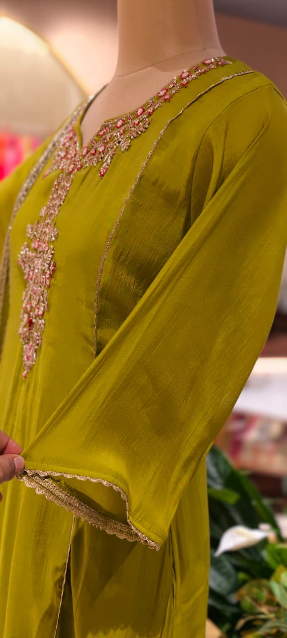Elegant Kundan Look Yoke A-Line Surat Mul-Chanderi Full Suit Set With Dupatta- 15796