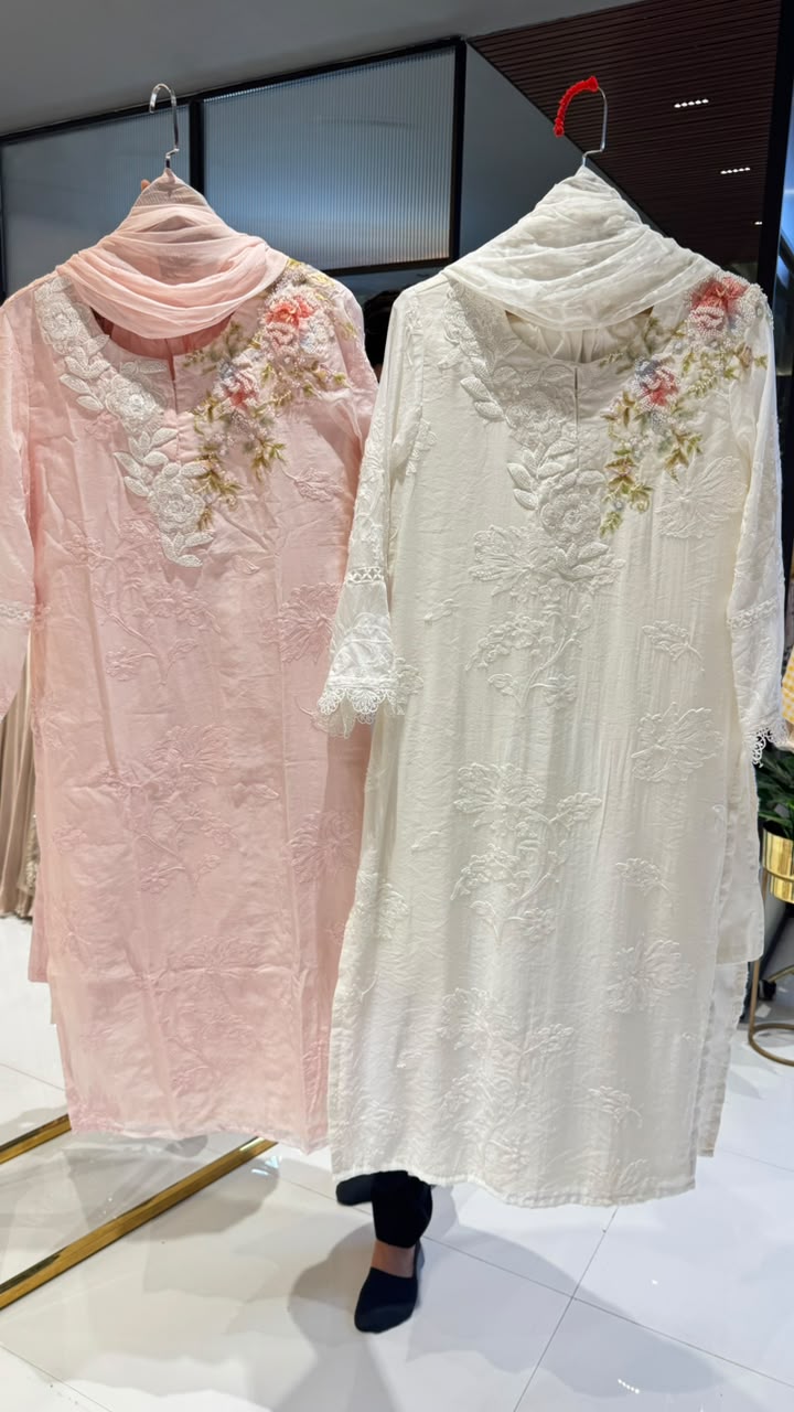 Ivory Cut-Dana Embellished 3D Floral Embroidered Premium Cotton Full Suit Set With Dupatta- 15191