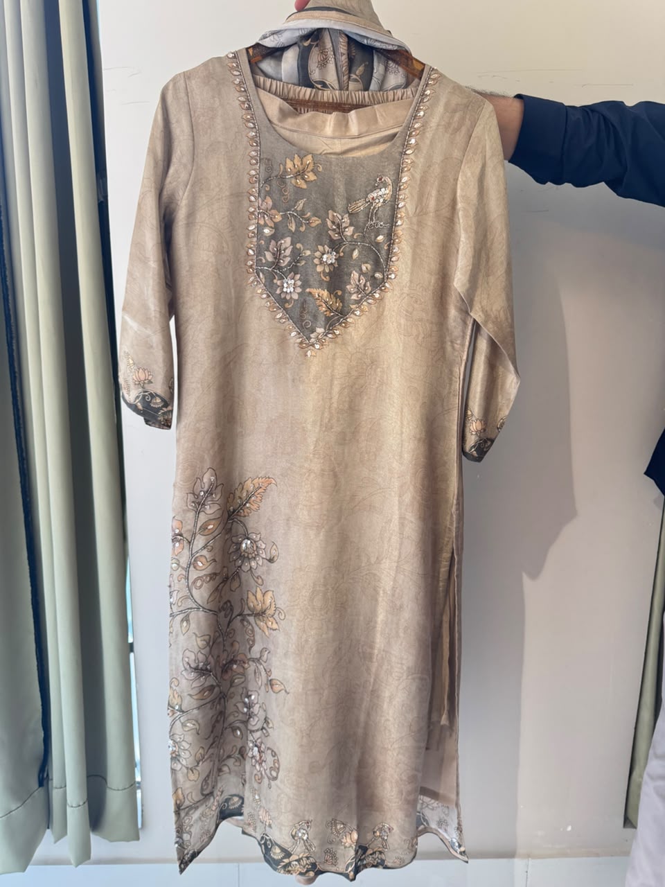 Ancient Suttle Decent Prints Minimal Embroidered Tissue Full Suit Set With Dupatta- 15906