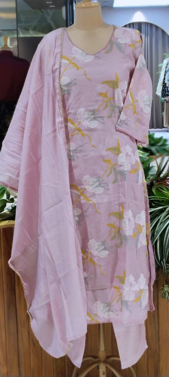 Elegant Applique Look Floral Embroidered 3-Piece Crush Surat Mul-Chanderi Full Suit Set With Dupatta- 15431