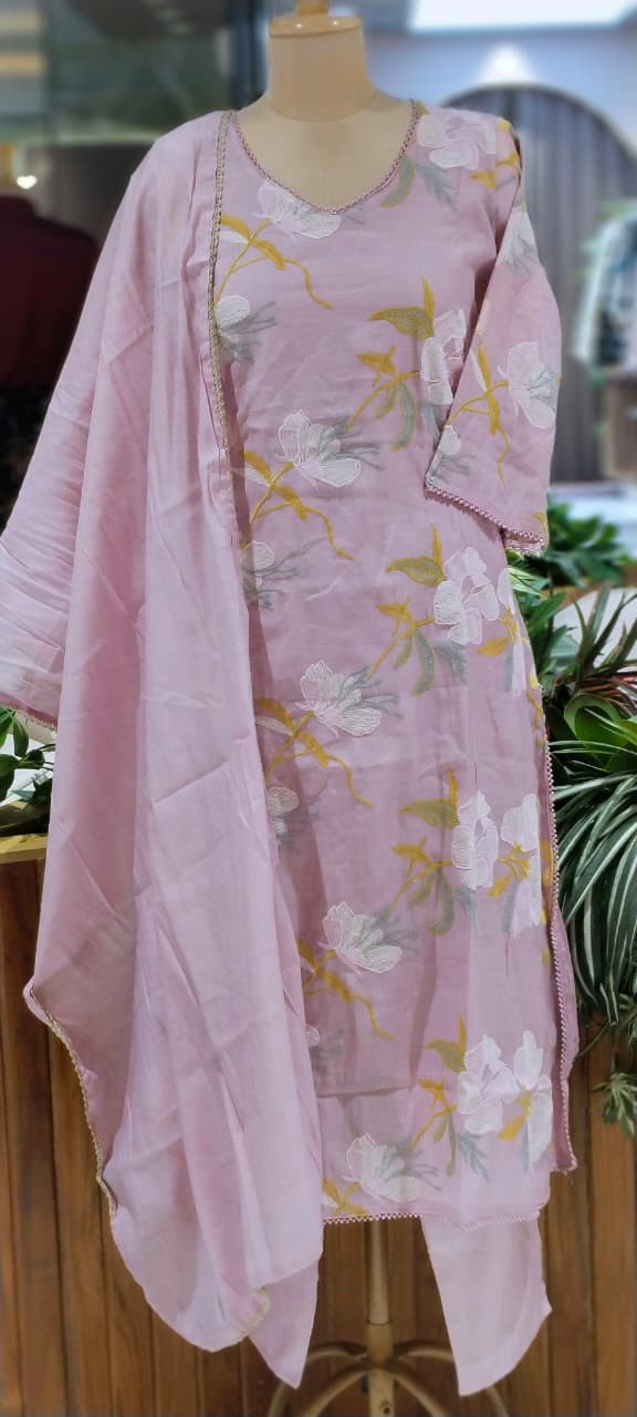 Elegant Applique Look Floral Embroidered 3-Piece Crush Surat Mul-Chanderi Full Suit Set With Dupatta- 15431