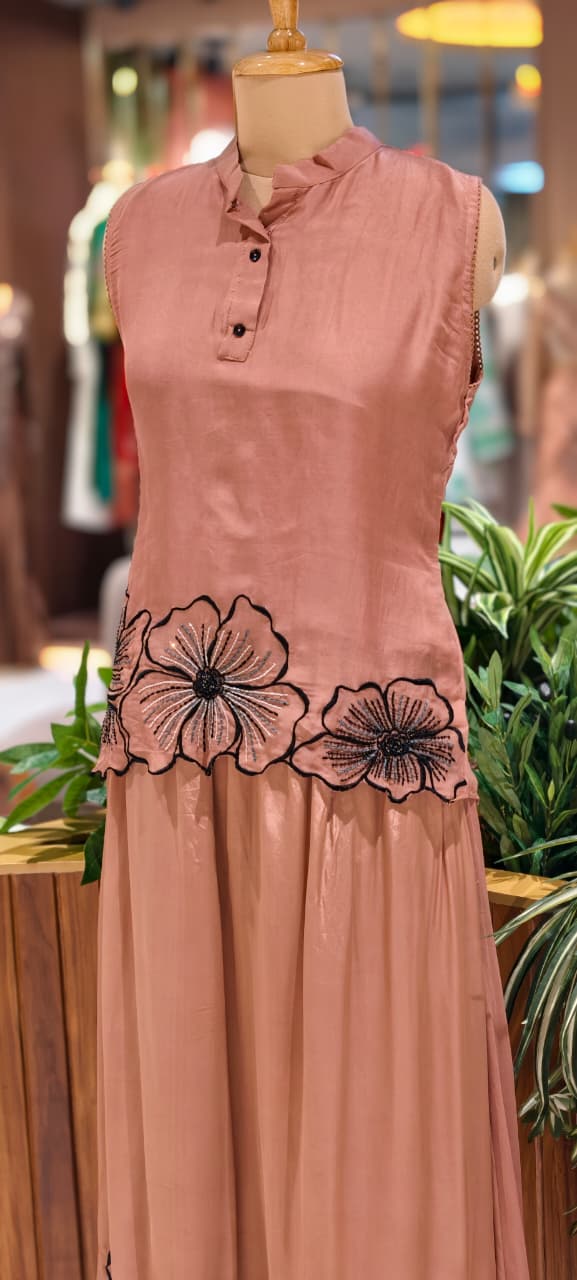 3D Floral Patch Cut Work Solid Sleeveless Kurta With Skirt Bottom Set In Organza Fabric- 14081 W51