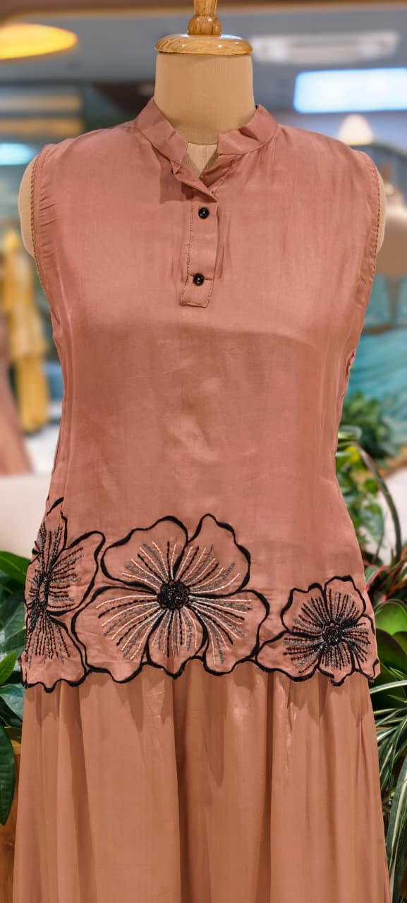 3D Floral Patch Cut Work Solid Sleeveless Kurta With Skirt Bottom Set In Organza Fabric- 14081 W51