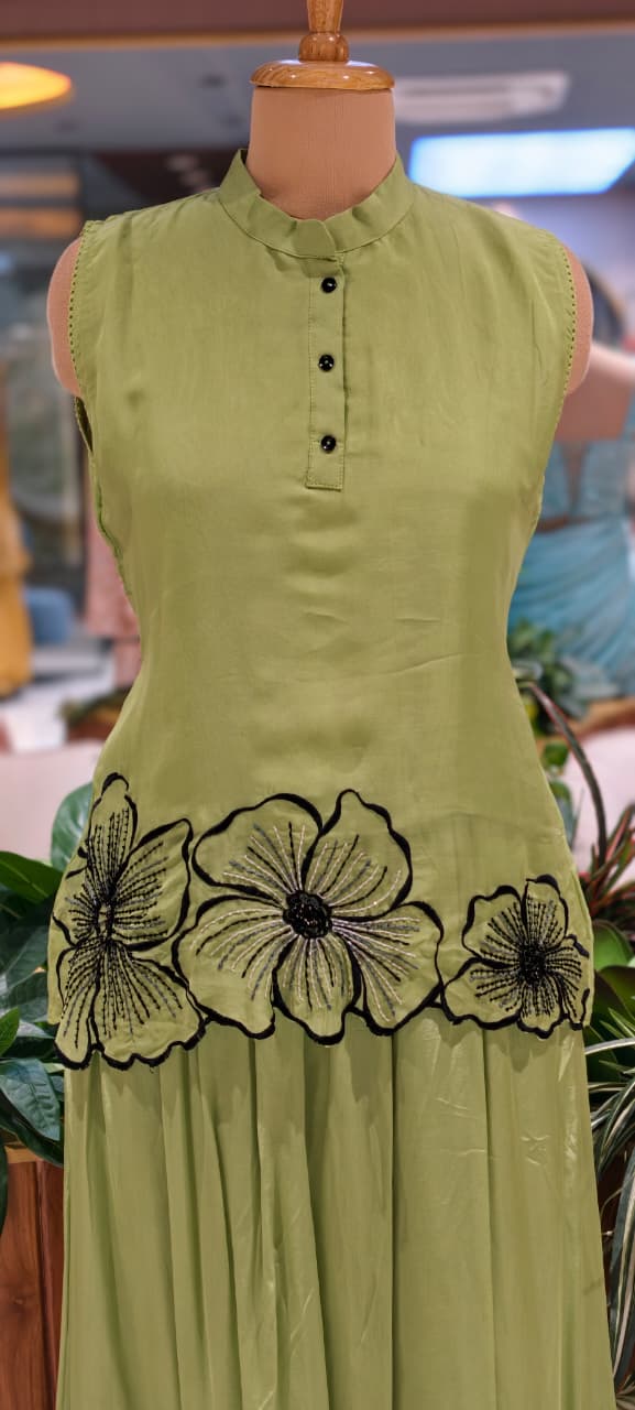 3D Floral Patch Cut Work Solid Sleeveless Kurta With Skirt Bottom Set In Organza Fabric- 14081 W51