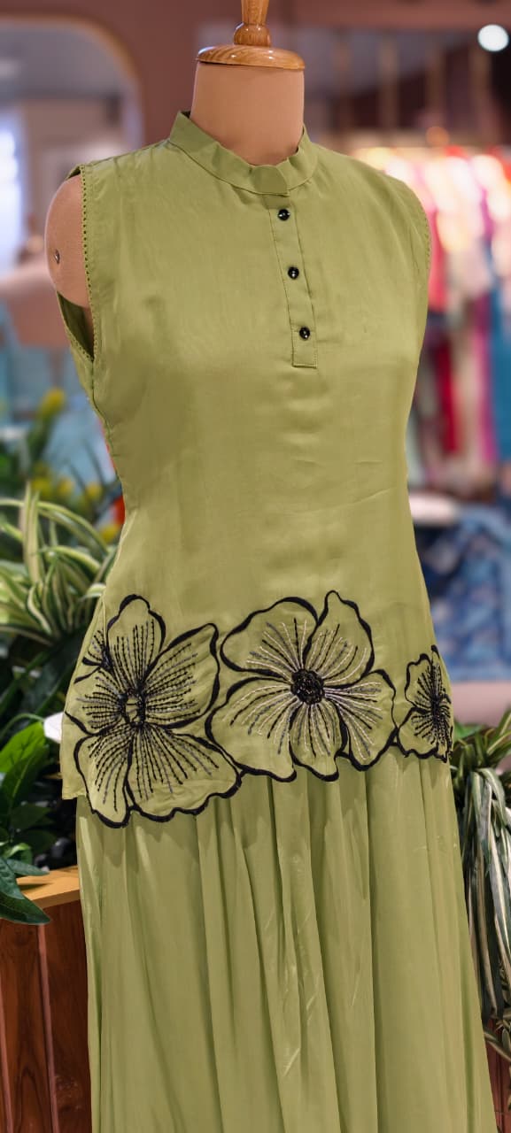 3D Floral Patch Cut Work Solid Sleeveless Kurta With Skirt Bottom Set In Organza Fabric- 14081 W51