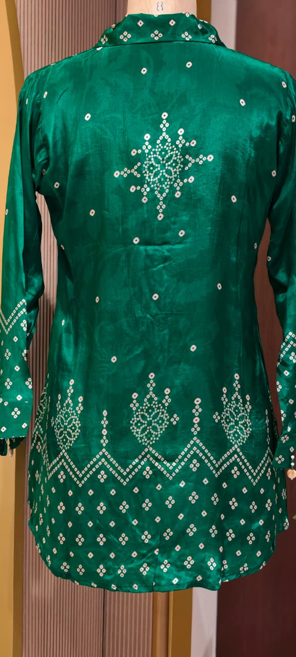 Pure crepe collar  bnadhani print shirt.-14511