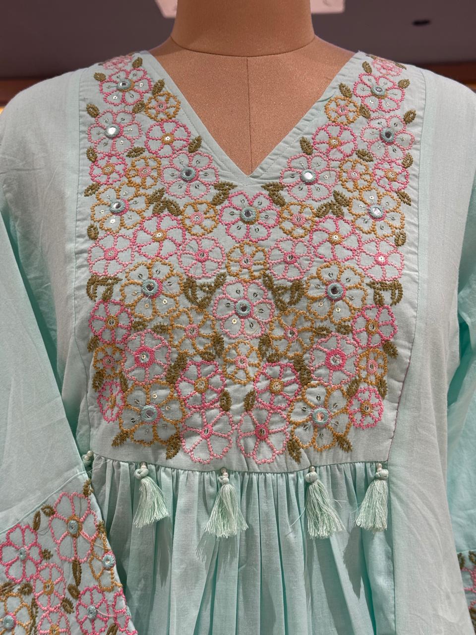 Gathered Daisy Floral Embroidered Yoke Peplum Kurta With Loose Bottom Set In Cotton Fabric- 15483