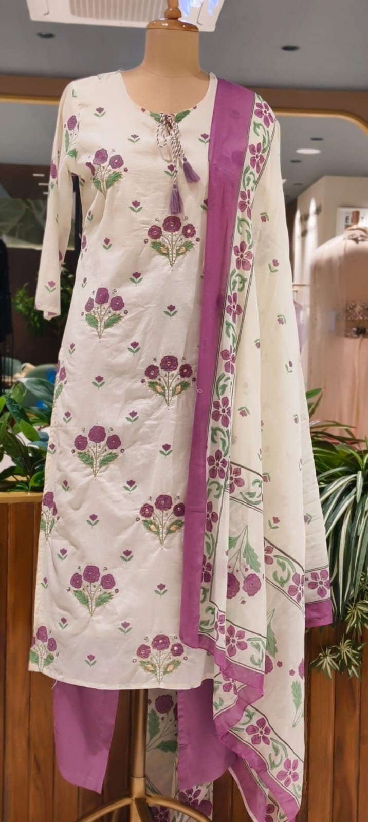 Cute Floral Motifs Watermark Look Tassel Accent Cotton Full Suit Set With Dupatta- 15666