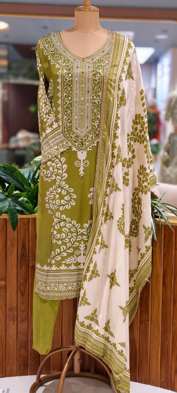 Mehendi Green Traditional Paisley Motif Printed & Mirror-Work Yoke Ethnic Suit Set with Dupatta-